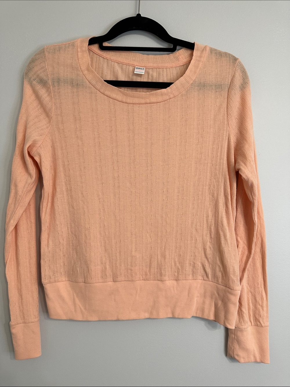 Old Navy Peach Crewneck Long Sleeve Shirt